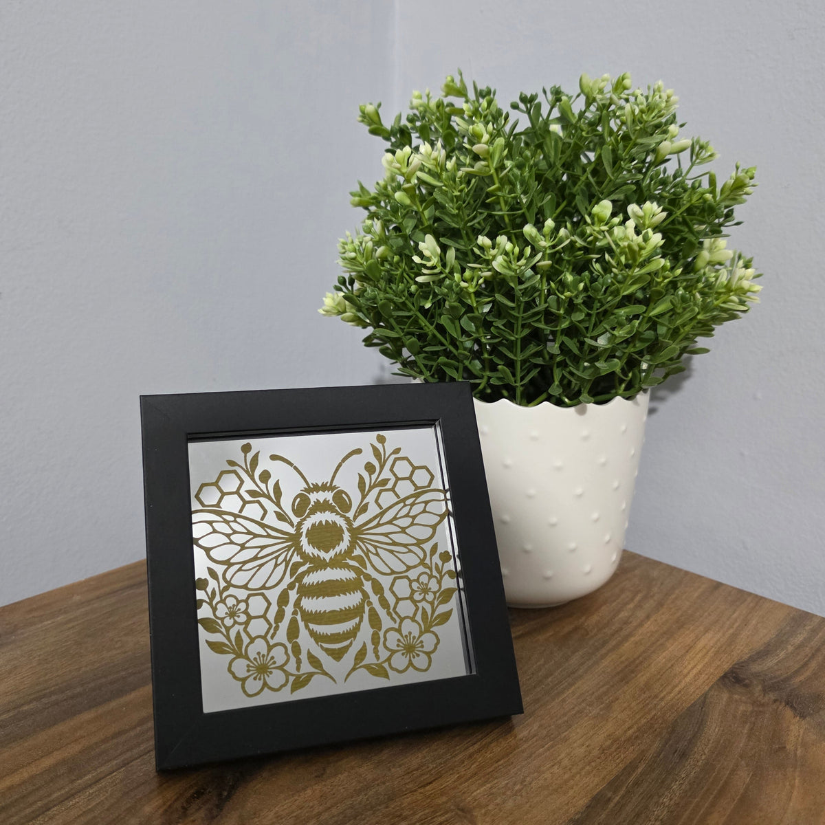 Bumblebee Desktop Mirror